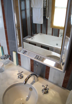 Baño de la habitación